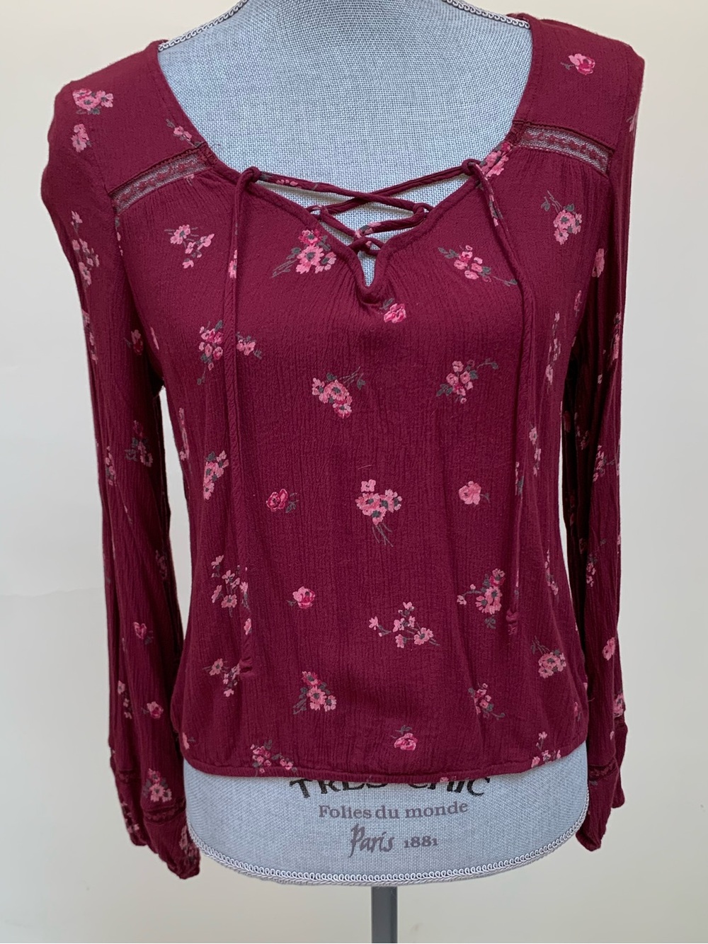 Hollister Burgundy Floral Lace-Up Long Sleeve Blouse Boho Cottagecore Fairy Sz S
